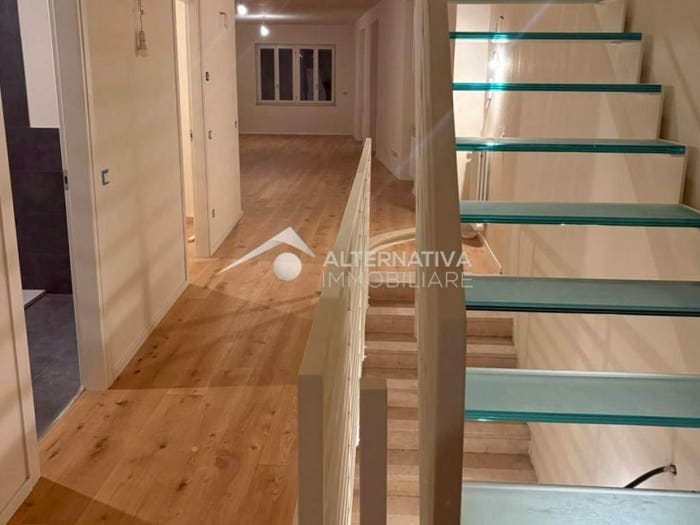 Casa con 5 locali in vendita in Via Tegrimi, Piazza Napoleone San Michele, Lucca