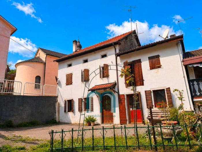 Casa con 6 locali in vendita in Località Roncan, Col Roncan, Ponte nelle Alpi