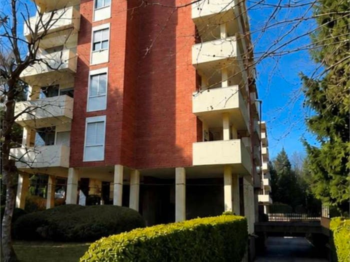 Appartamento quadrilocale in vendita in Via Carlo Noè A, Ronchi, Gallarate