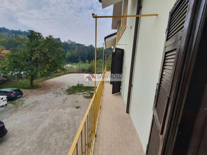 Appartamento bilocale in vendita in Frazione San Rocco Cherasca, Località Serre Madonna di Como, Alba