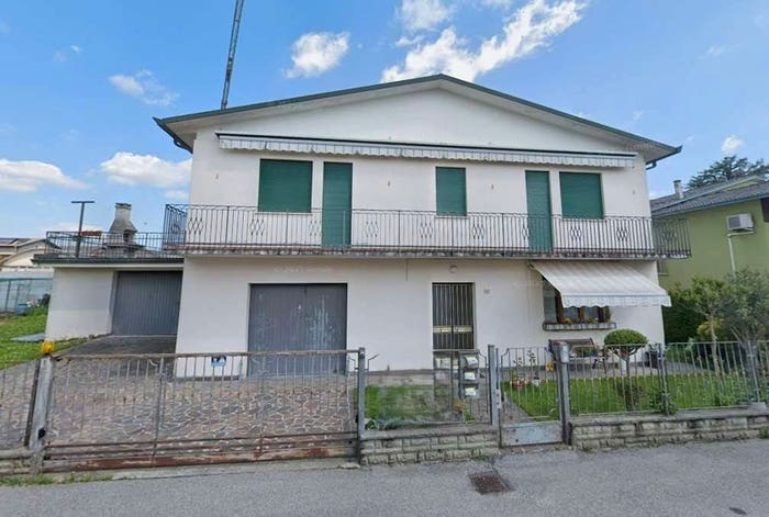 Appartamento con 6 locali in vendita in via Calabria, Sarmeola, Rubano