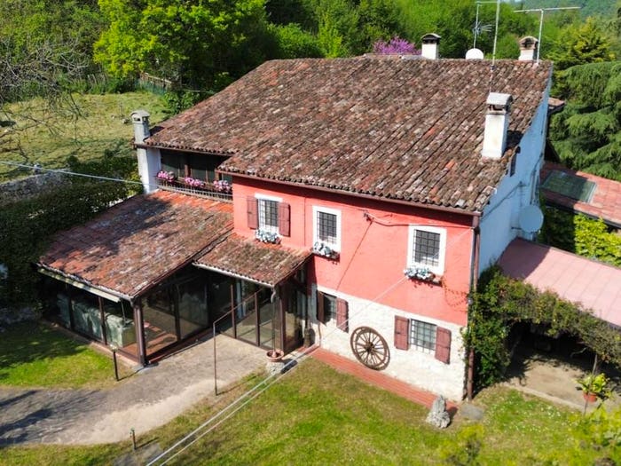 Casa con 6 locali in vendita in Via Tezze, Arcugnano