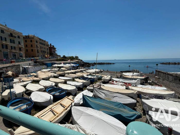 Appartamento con 5 locali in vendita in Via Oliveto, Quarto, Genova