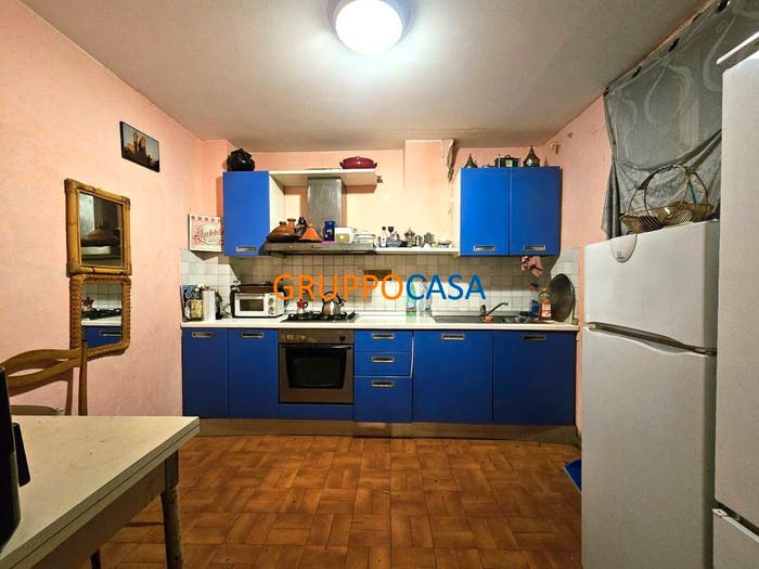 Appartamento bilocale in vendita in Piazza Giuseppe Mazzini, Centro, Pescia