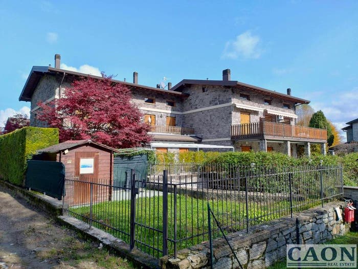 Appartamento trilocale in vendita in Viale Campione d'Italia, Lanzo D'Intelvi, Alta Valle Intelvi