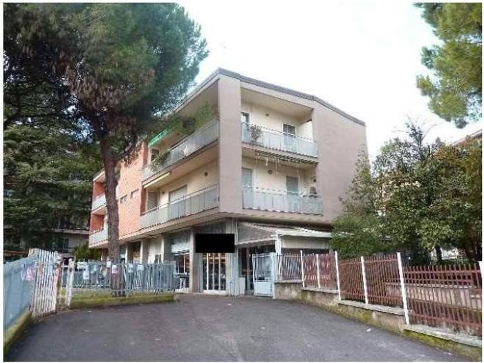 Appartamento con 6 locali in vendita in Via Giovanni Prati, Ponte Crencano, Verona