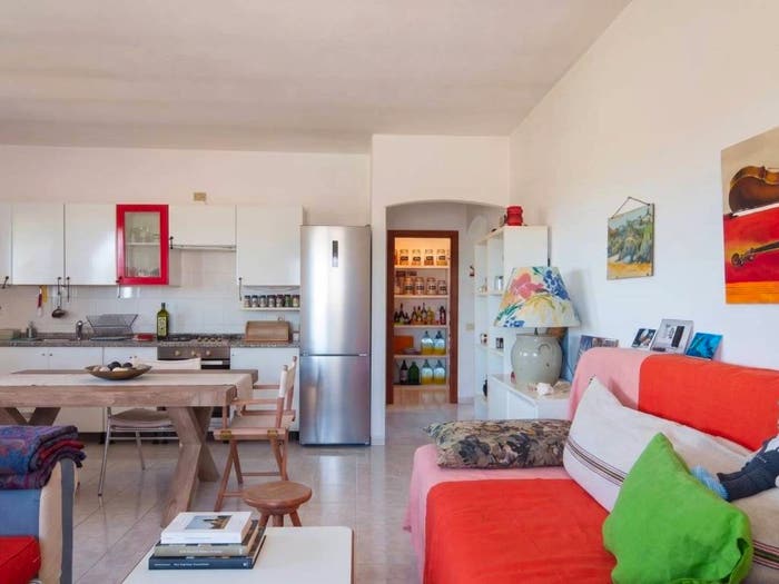 Appartamento trilocale in vendita in Via Brancaleoni Delfina, Arzachena Paese, Arzachena