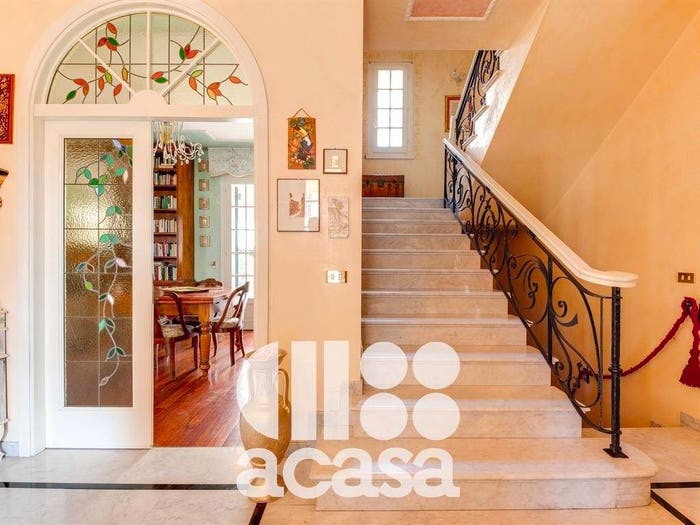Casa con 6 locali in vendita in Via Giovanni Pascoli, BellariaIgea Marina