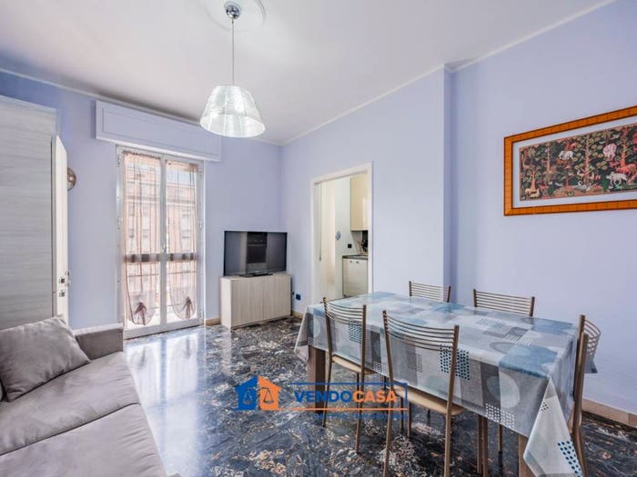 Appartamento quadrilocale in vendita in Via Luigi Einaudi, Centro, Albenga