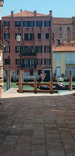 Appartamento con 6 locali in vendita in San Polo, Rialto, Venezia