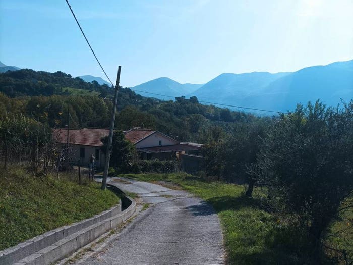Casa quadrilocale in vendita in Isca Grande, Nemoli