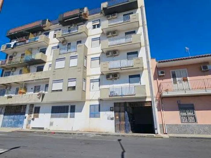 Appartamento trilocale in vendita in Via Cefalù, Centro, Misterbianco