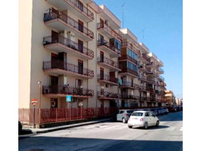 Appartamento con 6 locali in vendita in Via Dante, Fragagnano