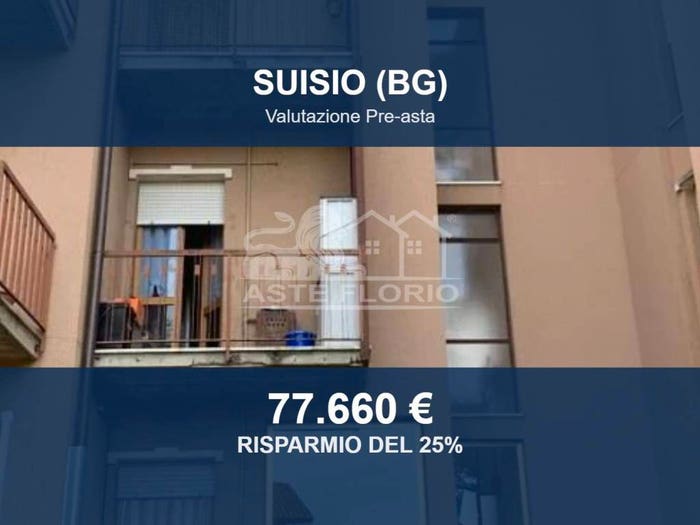 Appartamento con 6 locali in vendita in via Vittorio Emanuele III, Suisio
