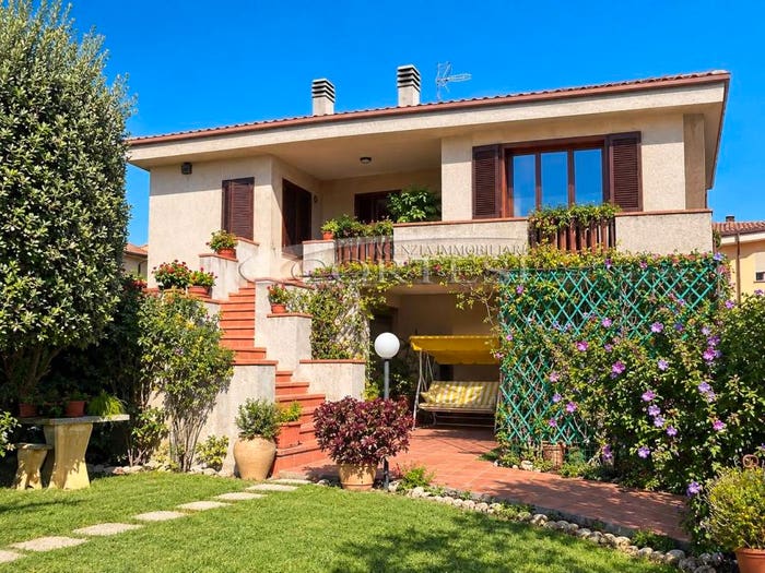 Casa con 6 locali in vendita in Via Gino Bartali, Sant'Egidio Aeroporto, Perugia