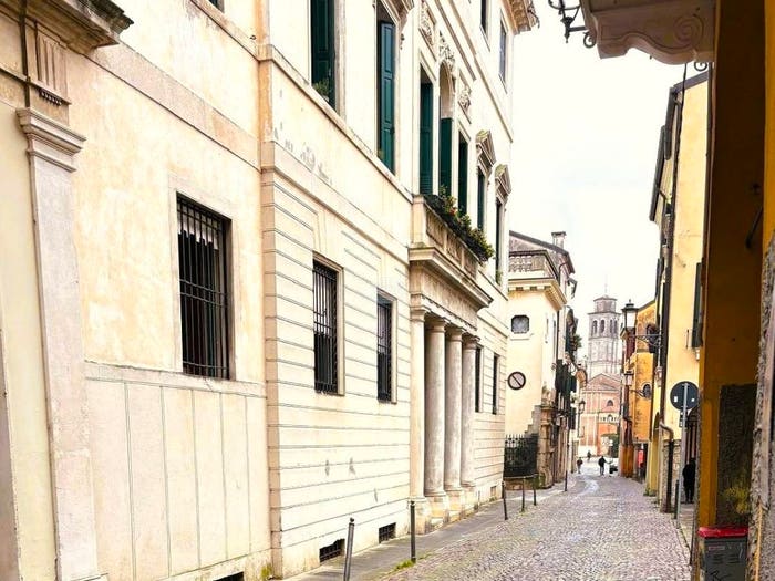 Appartamento trilocale in vendita in via cappelli, Santo, Padova