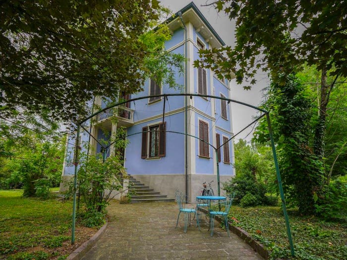 Casa con 6 locali in vendita in Via Vincenzo Bellini, Centro, Busseto