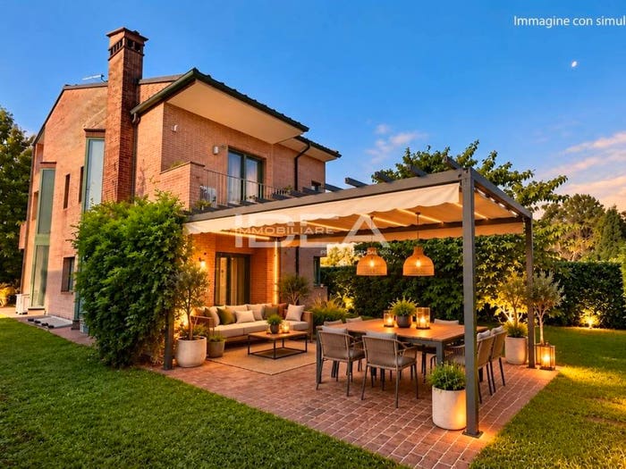 Casa con 6 locali in vendita in Via dei Malfatti, Sant'Alessio Carignano, Lucca