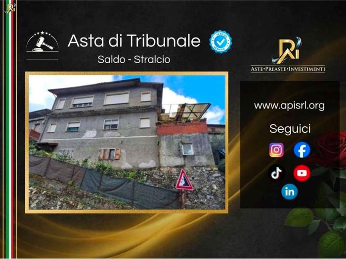 Appartamento quadrilocale in vendita in Via Ruga dei Chiodi, Camaiore Paese, Camaiore