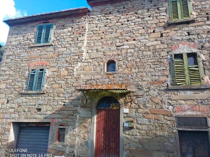 Casa con 5 locali in vendita in località Modine, Modine, Loro Ciuffenna