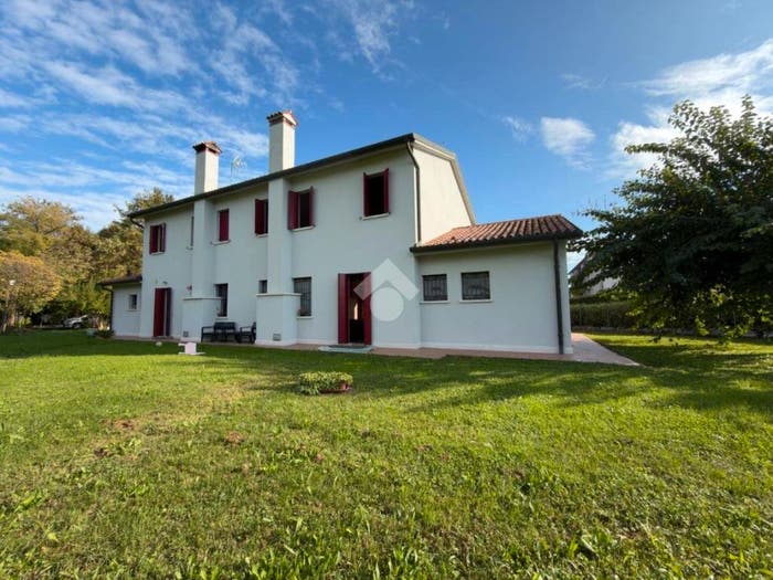 Casa trilocale in vendita in Piazza San Pio X, Sant'andrea Di Barbarana, San Biagio di Callalta