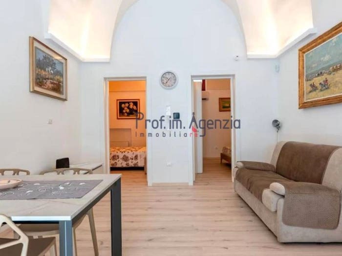 Appartamento trilocale in vendita in Via Regina Margherita, Centro, Carovigno