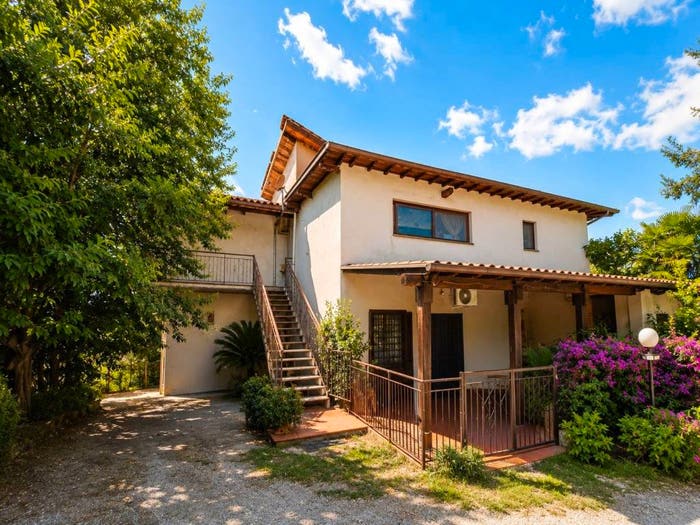 Casa quadrilocale in vendita in Via Paterno, Anagni