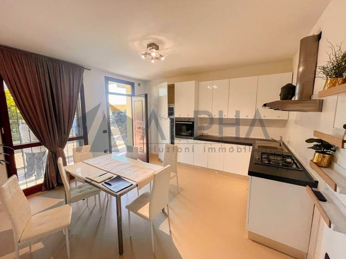 Appartamento trilocale in vendita in Via del Fabbro, Santo Stefano Gambellara, Ravenna