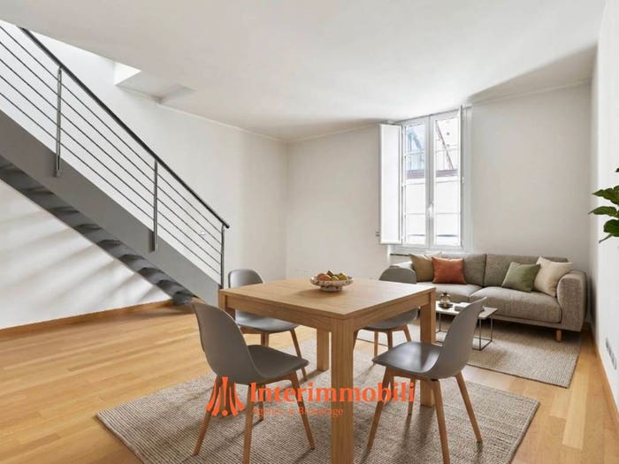 Casa trilocale in vendita in Piazza Raffaele de Ferrari, Centro Città, Genova