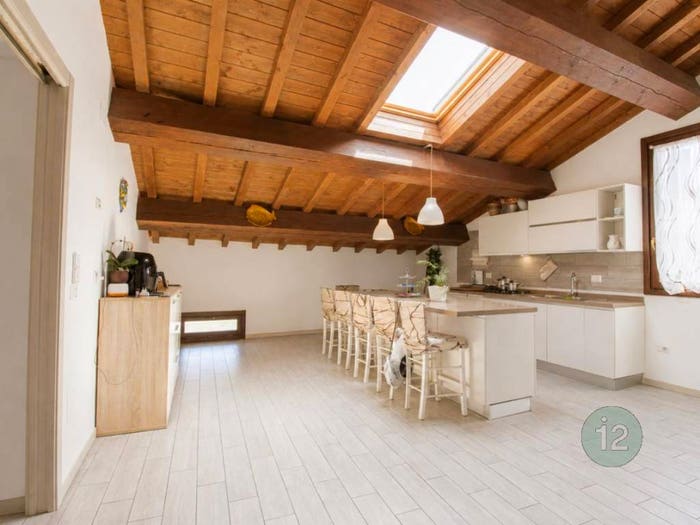 Appartamento quadrilocale in vendita in Via Giuseppe Mazzini, Centro, Concordia sulla Secchia