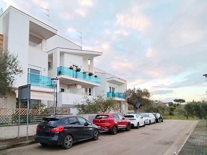 Appartamento trilocale in vendita in Via Ferrari, Tortoreto