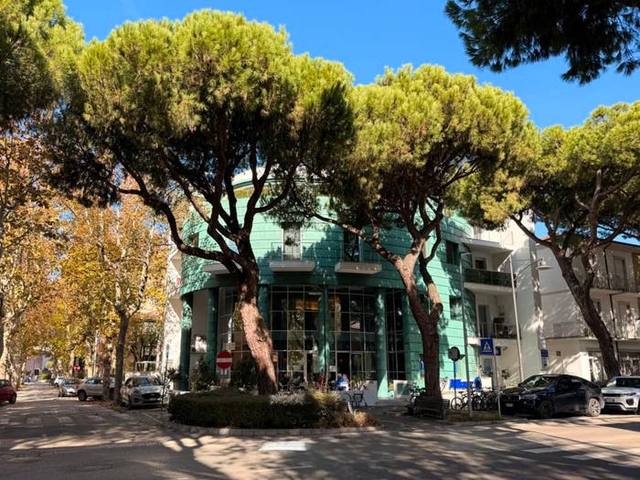 Casa quadrilocale in vendita in Viale Fratelli Gino e Urbano Sintoni, Cesenatico Levante, Cesenatico