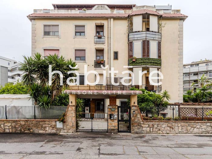Appartamento quadrilocale in vendita in Via L'Aja, Genneruxi, Cagliari