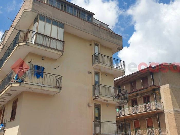 Casa in vendita in Via San Francesco snc, Centro, Castel San Giorgio
