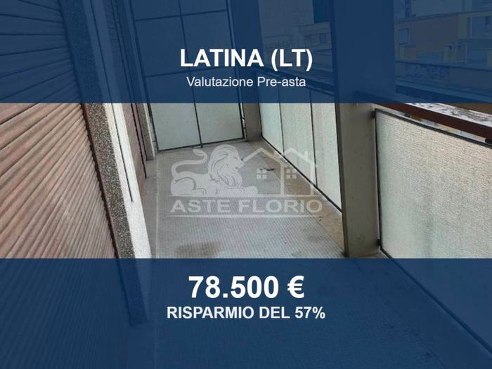 Appartamento con 6 locali in vendita in Corso Giacomo Matteotti, Centro Centro Storico Nicolosi, Latina