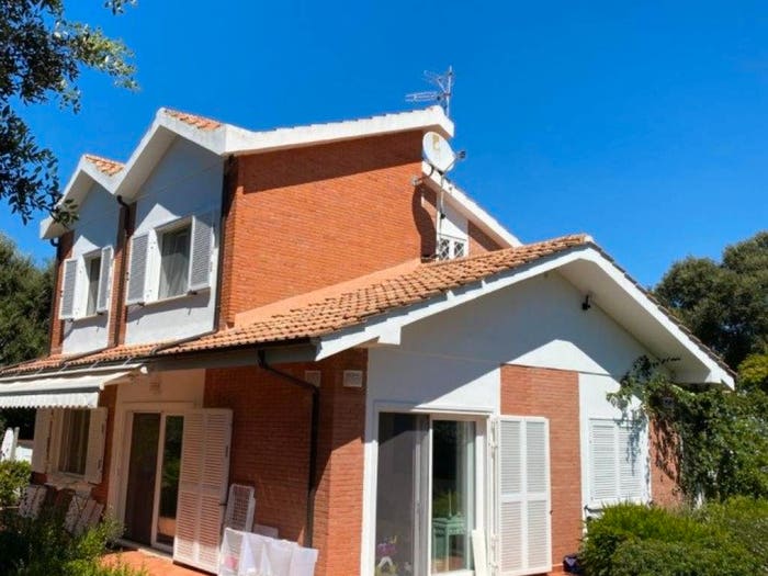 Casa quadrilocale in vendita in Via Vicario, Sabaudia