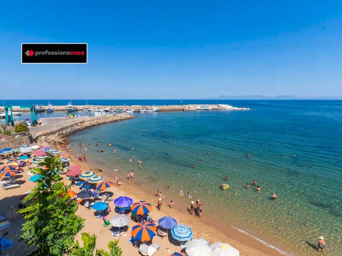 Appartamento trilocale in vendita in Via Giuseppe Mazzini, San Marco, Castellabate