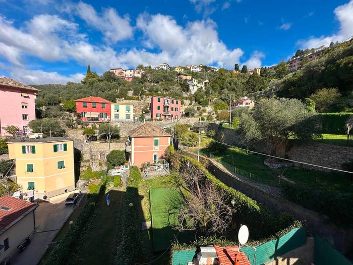 Appartamento trilocale in vendita in Via Giulio Tanini, Borgoratti, Genova