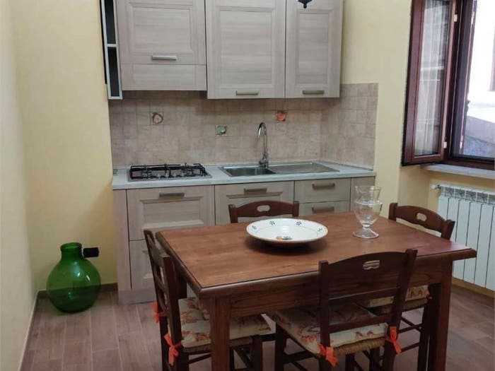 Appartamento con 5 locali in vendita in Via Aldo Manunzio, Centro, Bassiano