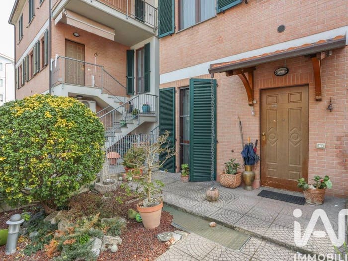 Appartamento quadrilocale in vendita in Via PIEMONTE, Via Gramsci, Jesi