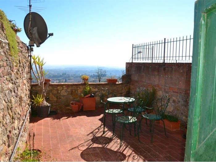 Casa con 6 locali in vendita in Centro, Lucignano