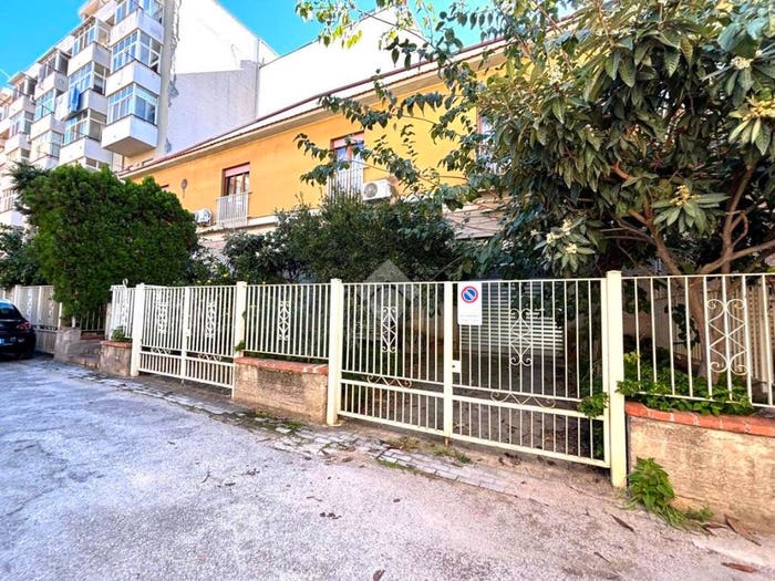 Appartamento quadrilocale in vendita in Corso Butera, Centro, Bagheria