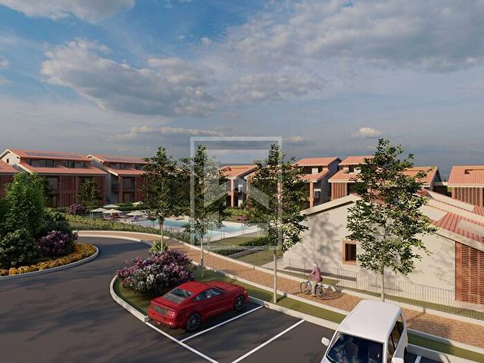 Appartamento trilocale in vendita in Via Forte Fenilazzo, Castelnuovo Del Garda