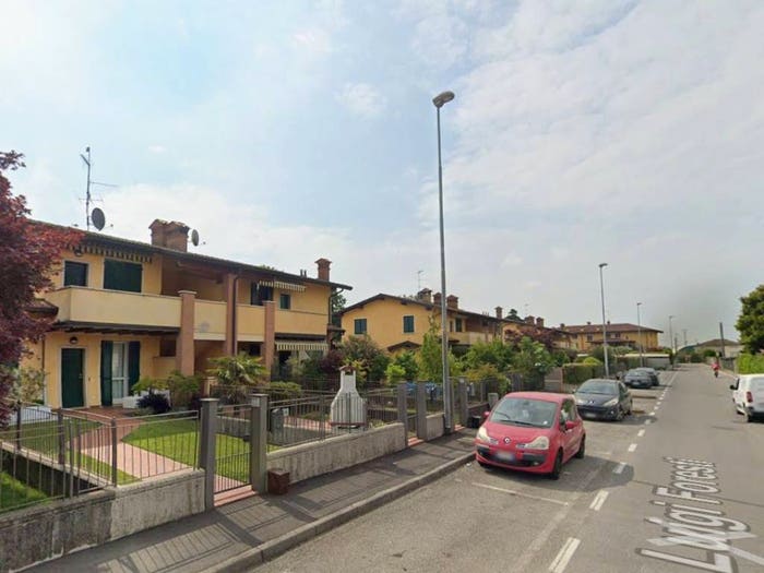 Appartamento quadrilocale in vendita in Via Luigi Foresti, Castrezzato