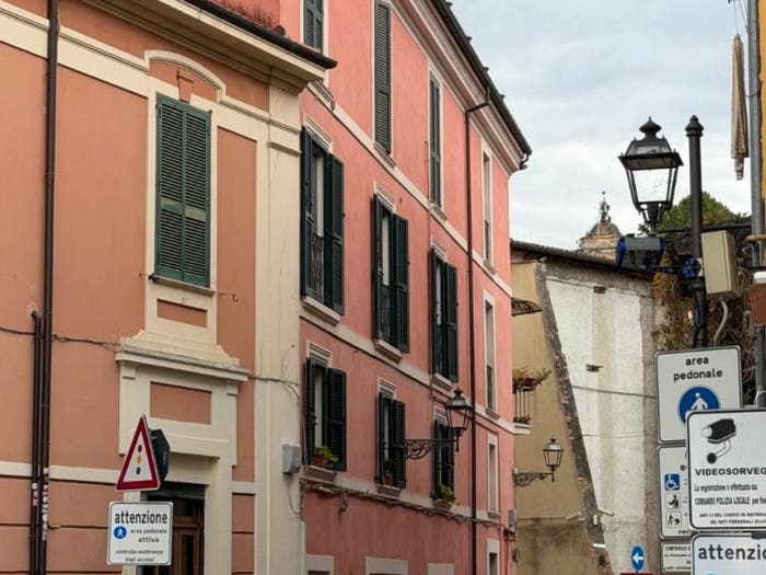 Appartamento quadrilocale in vendita in Via Chigi Nobile, Centro, Isola del Liri