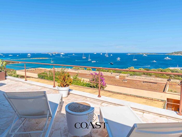 Casa quadrilocale in vendita in Località Portisco, Portisco, Olbia