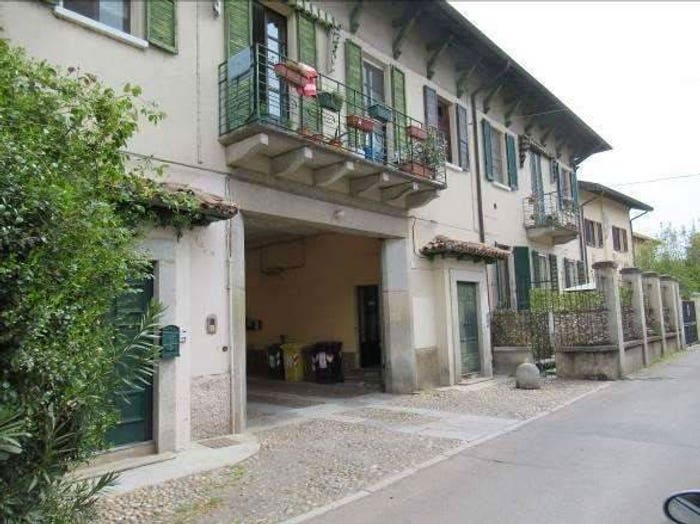 Appartamento quadrilocale in vendita in Via Coralli, Via Riviera, Pavia