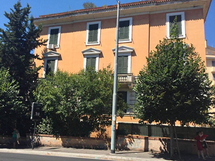Appartamento bilocale in vendita in Viale delle Medaglie d'Oro, Balduina, Roma
