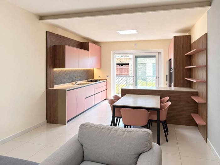 Casa con 6 locali in vendita in Via Scuole, Caselle, Sommacampagna