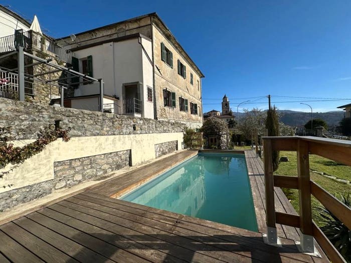 Casa con 6 locali in vendita in Via Filippo Guerrieri, Monti, Licciana Nardi
